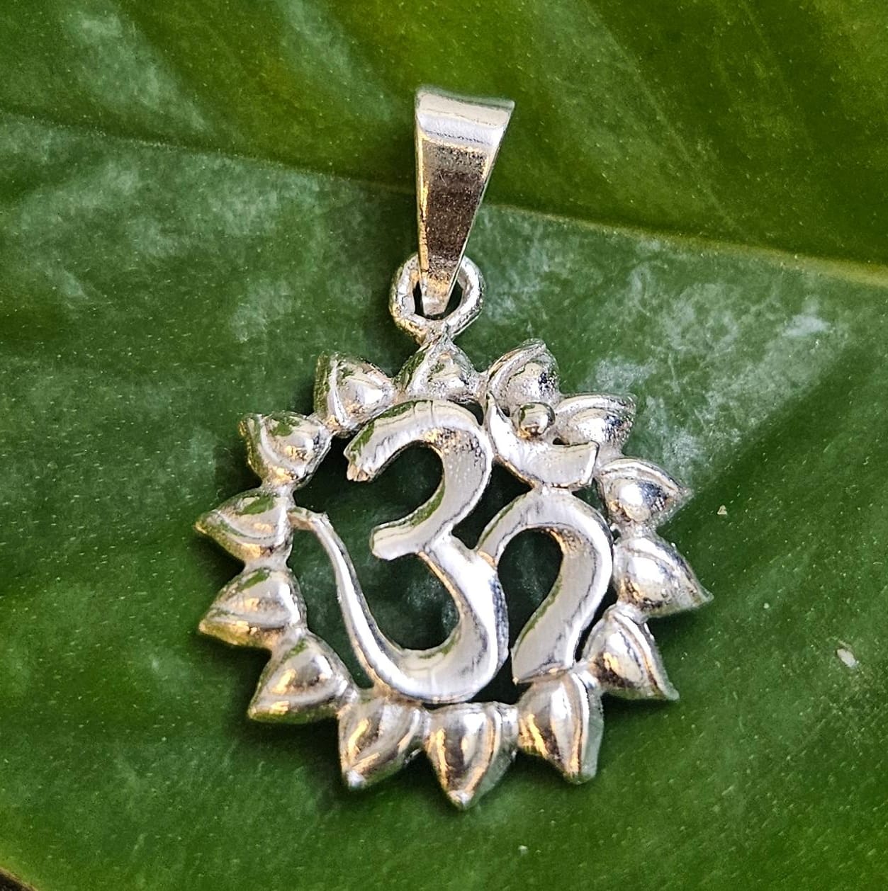 Om & Sun Pendant in 925 Silver