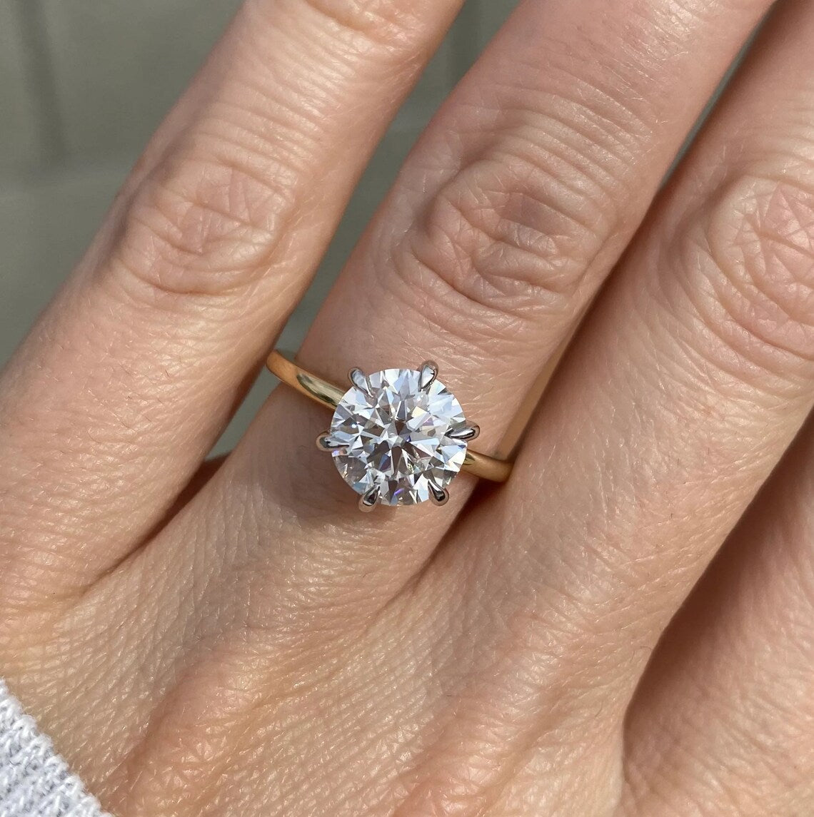 Round Cut CZ Diamond Women Ring