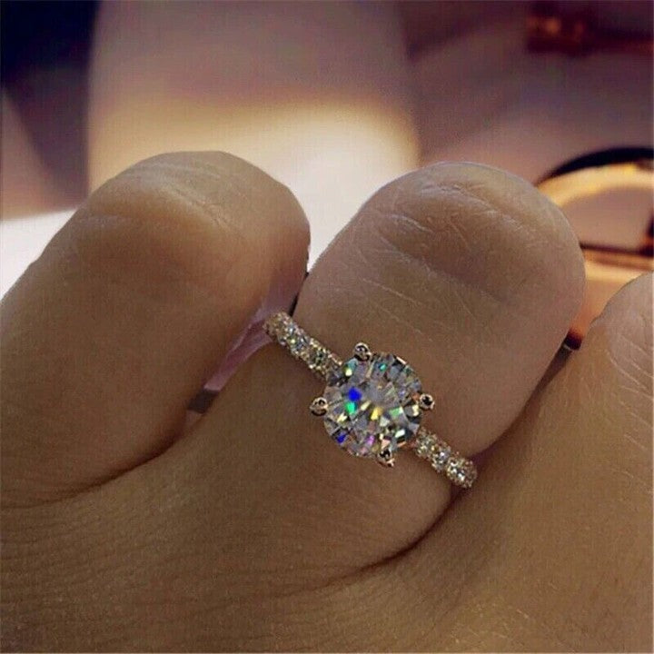 Luxury Diamonds Ring