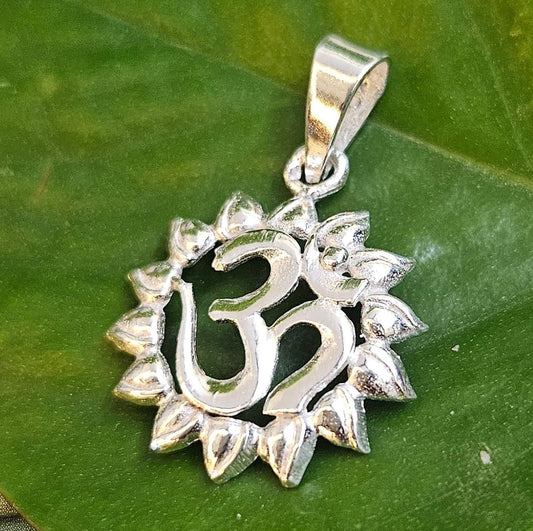 Om & Sun Pendant in 925 Silver