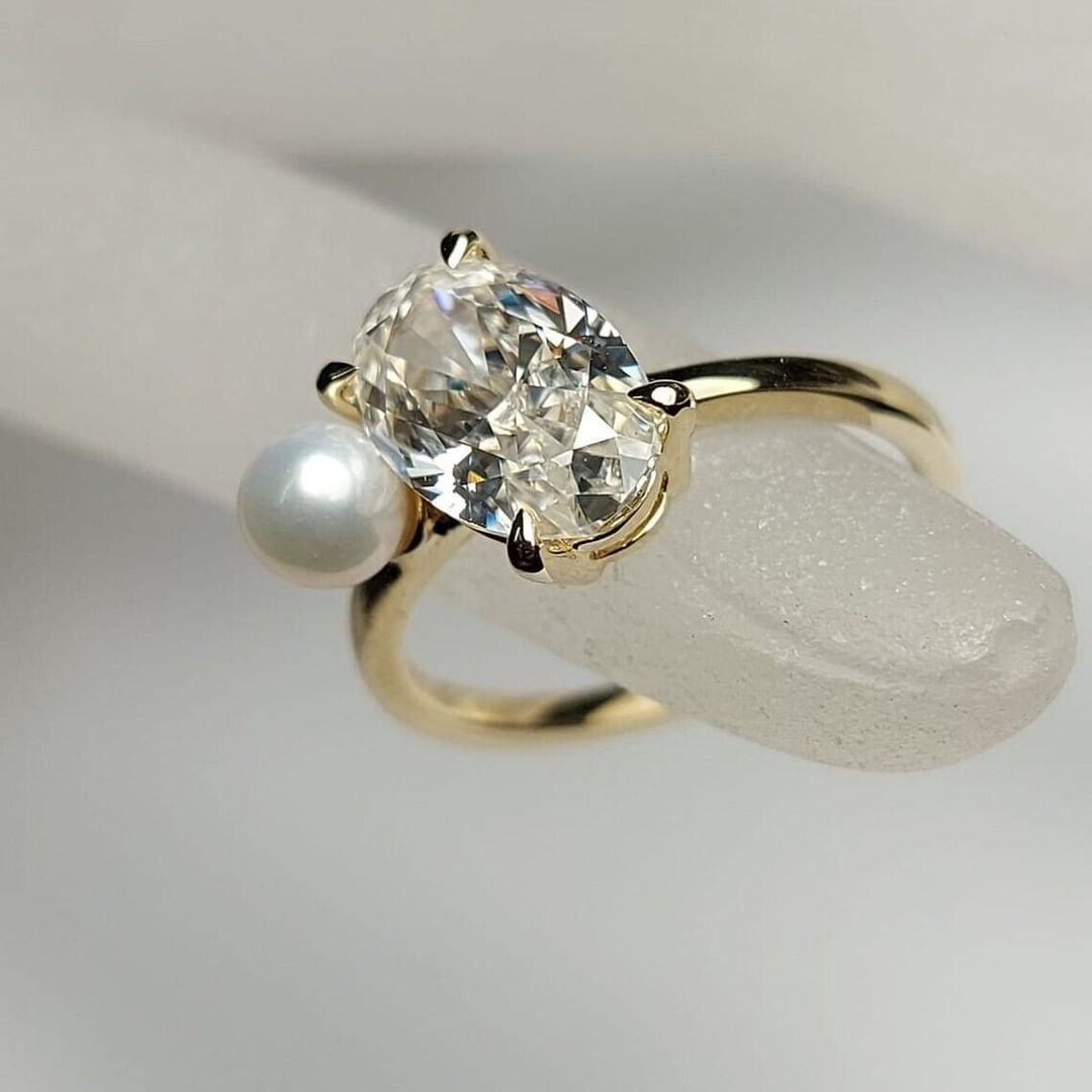 Ariana Grande Diamond Pearl Ring